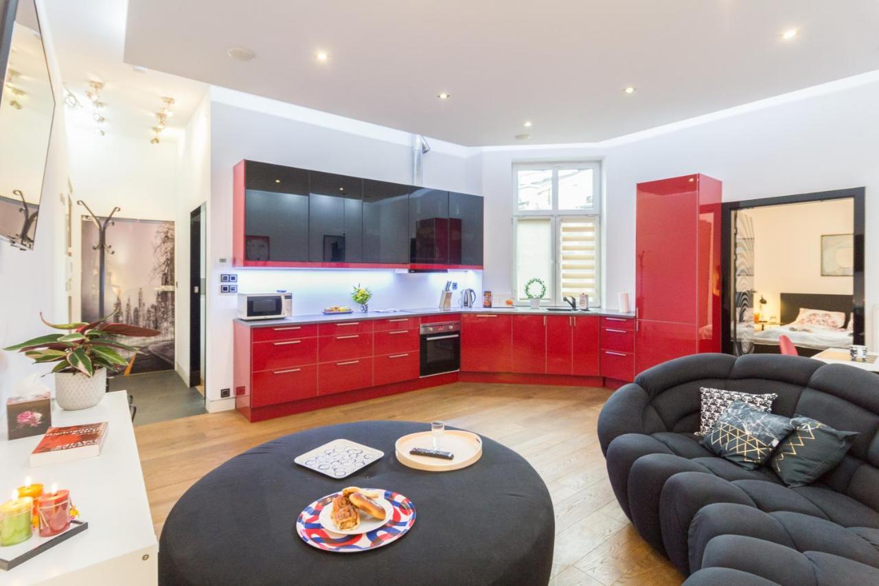 Modern, Stylish And Comfy In Trendy Jewish Quarter Apartment คราคูฟ ภายนอก รูปภาพ