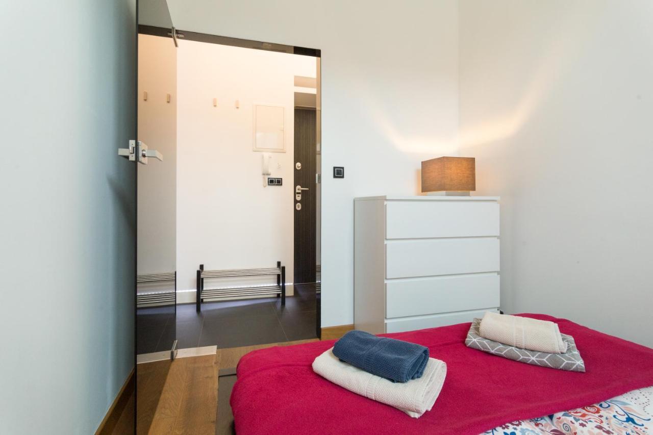 Modern, Stylish And Comfy In Trendy Jewish Quarter Apartment คราคูฟ ภายนอก รูปภาพ